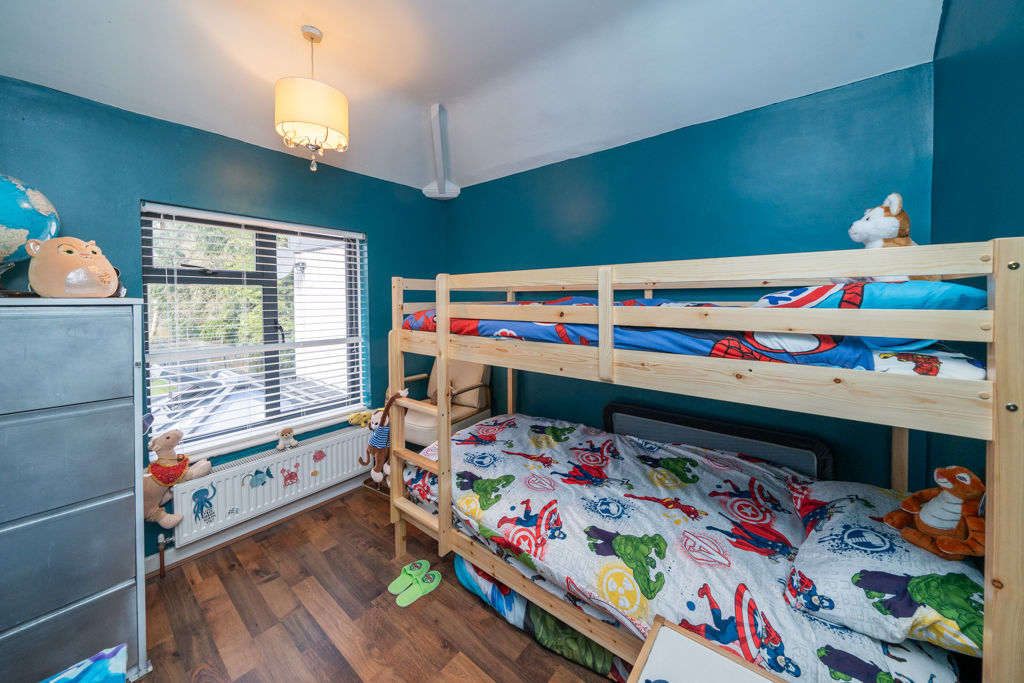 Bedroom- click for photo gallery